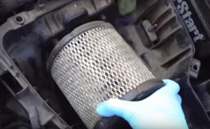 How To Change a Air Filter for a 2001 Dodge Neon