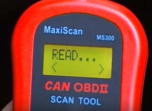 Easy to Use Engine OBD2 Code Reader for the Beginner