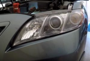How To Replace a Headlight Bulb Toyota Camry 2007-2011