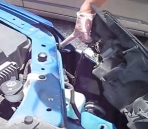 How To Replace the Headlight Bulb on 2005 2010 Pontiac G6 Pic 777