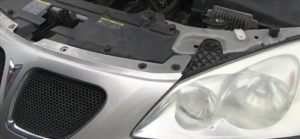 How To Replace the Headlight Bulb on 2005–2010 Pontiac G6 Pic 1