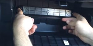 How to Replace Cabin Air Filter 2013 Honda Accord Step 4