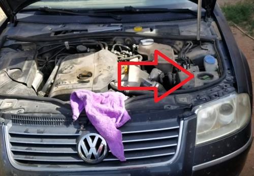 How To Check and Add Power Steering Fluid Passat 1998 – 2005 Location