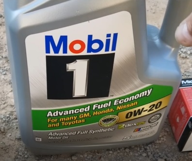 How to Change the Oil on a 2012 Toyota Corolla Oil Type