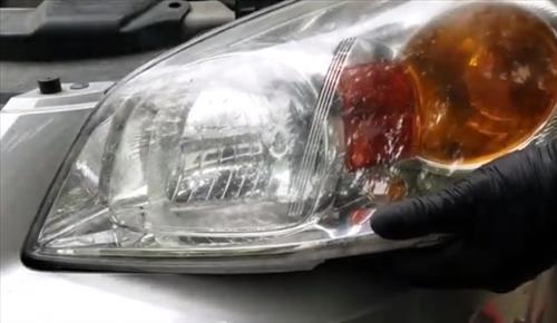 How to Replace Headlight Bulb 2005-2010 Chevy Cobalt Step 10