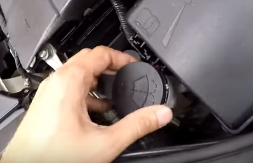 How to Replace Headlight Bulb 2012–2016 Chevy Malibu Step 2