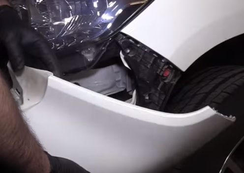 How to Replace Headlight Bulb 2014-2019 Toyota Tundra Step 9
