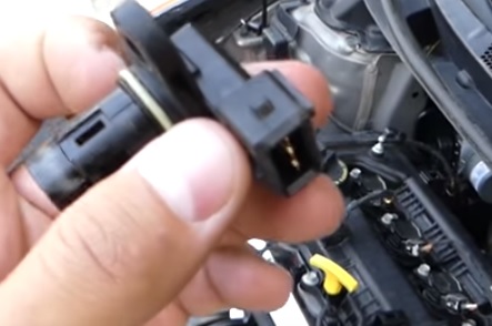 Replace Camshaft Position Sensor 2011-2017 Hyundai Elantra