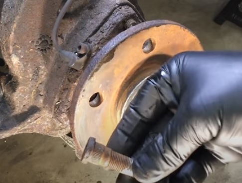 Best Way to Remove a Wheel Stud