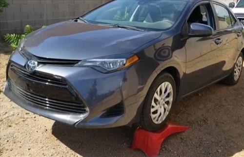 How To Change the Oil 2019 Toyota Corolla 1.8 L