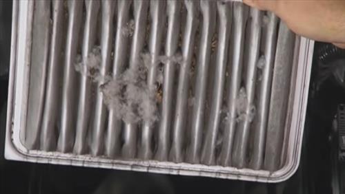 Causes of a Car that Hesitates to Start Dirty Air Filter