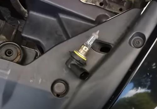How to Replace Headlight Bulb 2003-2007 Honda Accord Passenger Side Step 5