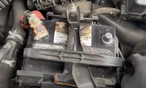 How to Replace Alternator Toyota Corolla Step 1
