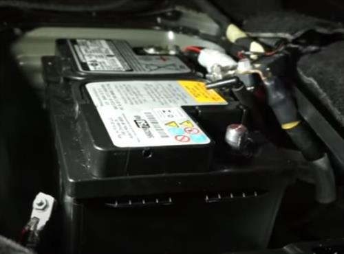 Where is the Battery Located on a 2016 2017 2018 2019 Jeep Grand Cherokee