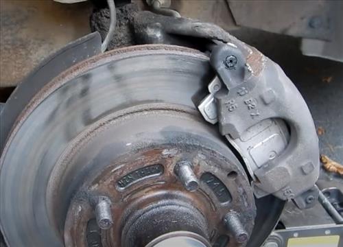 Causes When Humming Noise in Car Getting Louder with Speed Loose Brake Pad
