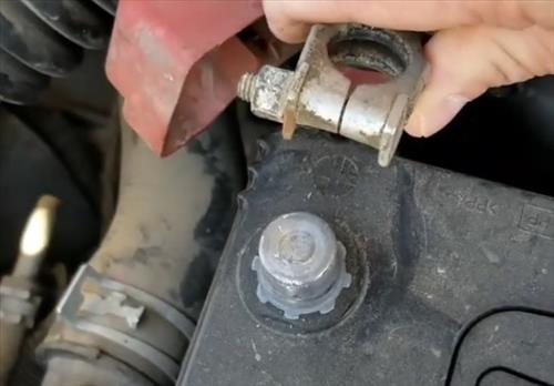 Can You Test Alternator by Removing the Battery Cable